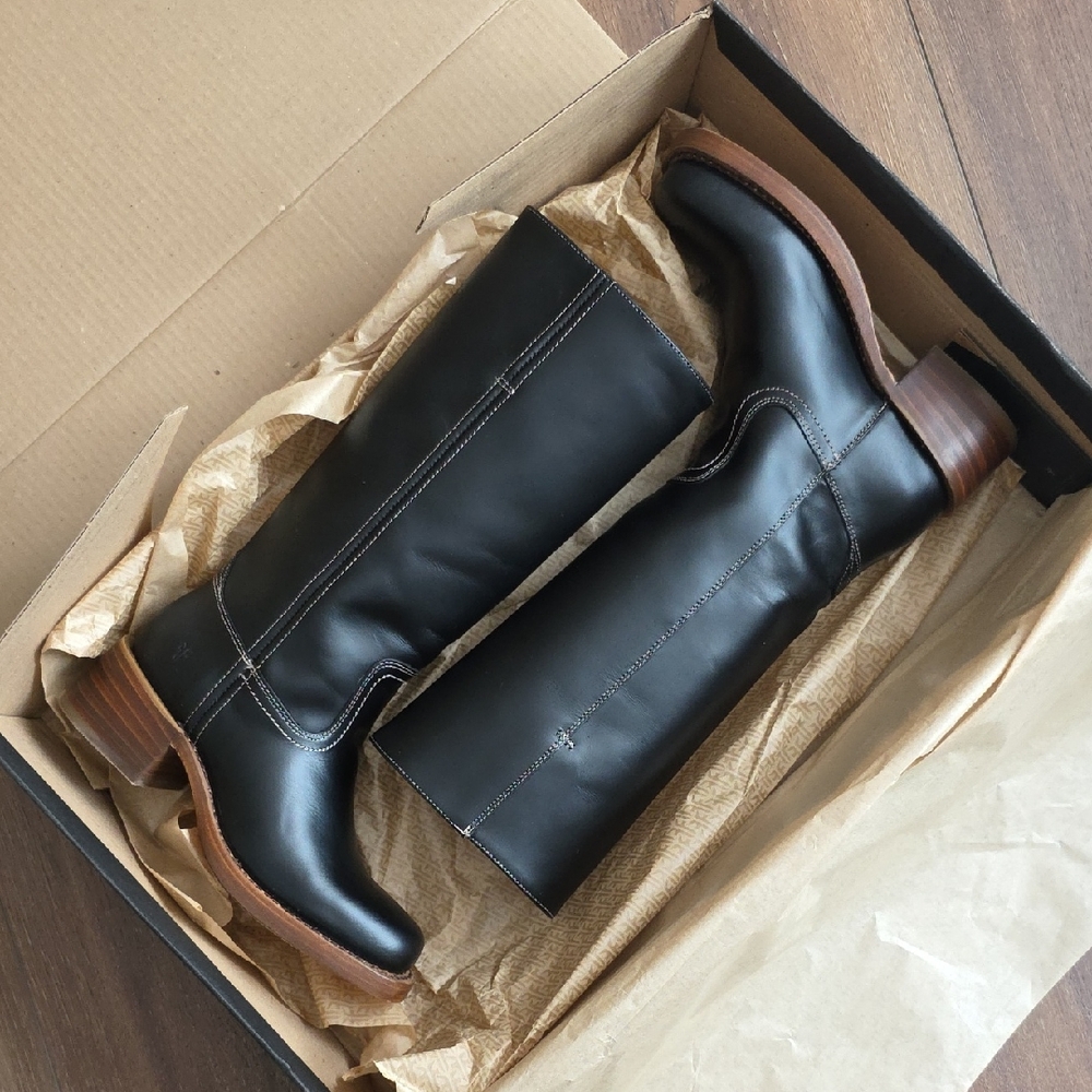 Frye Black Leather Knee-High Heeled Boots